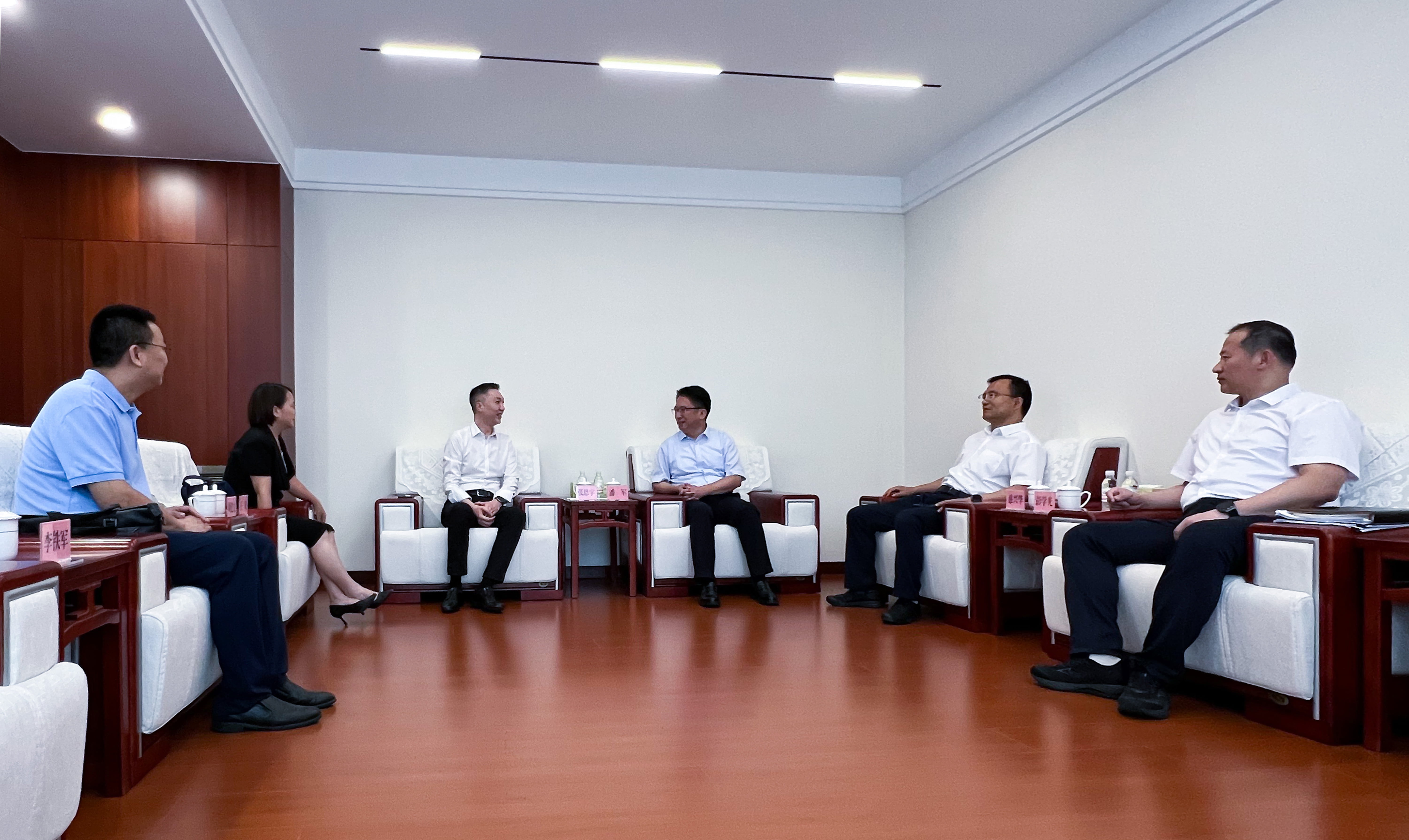 CQ9�����ӹٷ���վ�ɷ��ܲ�һ�и���ʯ����γ���޹�˾����(ͼ1)